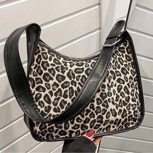 Structured PU Leather Tote With Shoulder Strap
